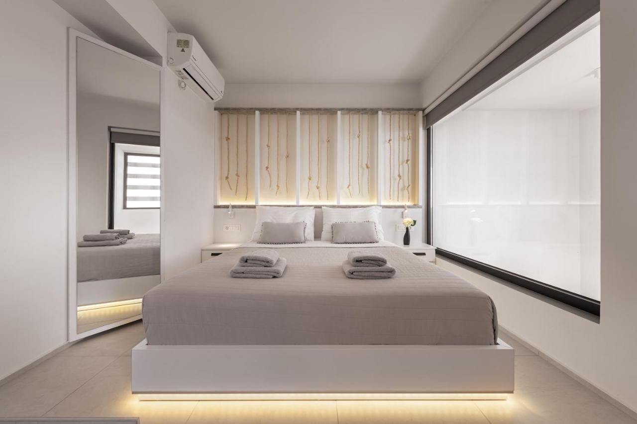 Albatross Beach Front Villas Jenádi Kültér fotó
